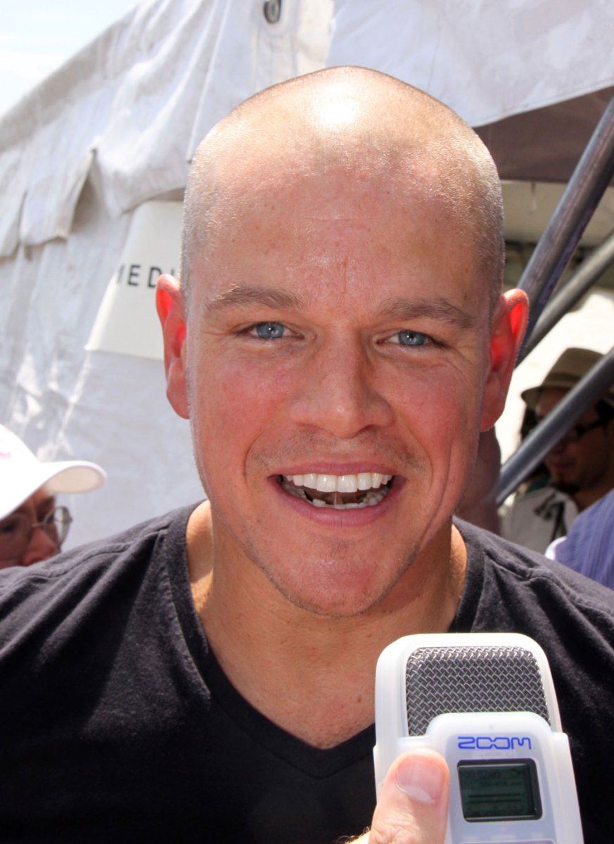 Дэймон лысый