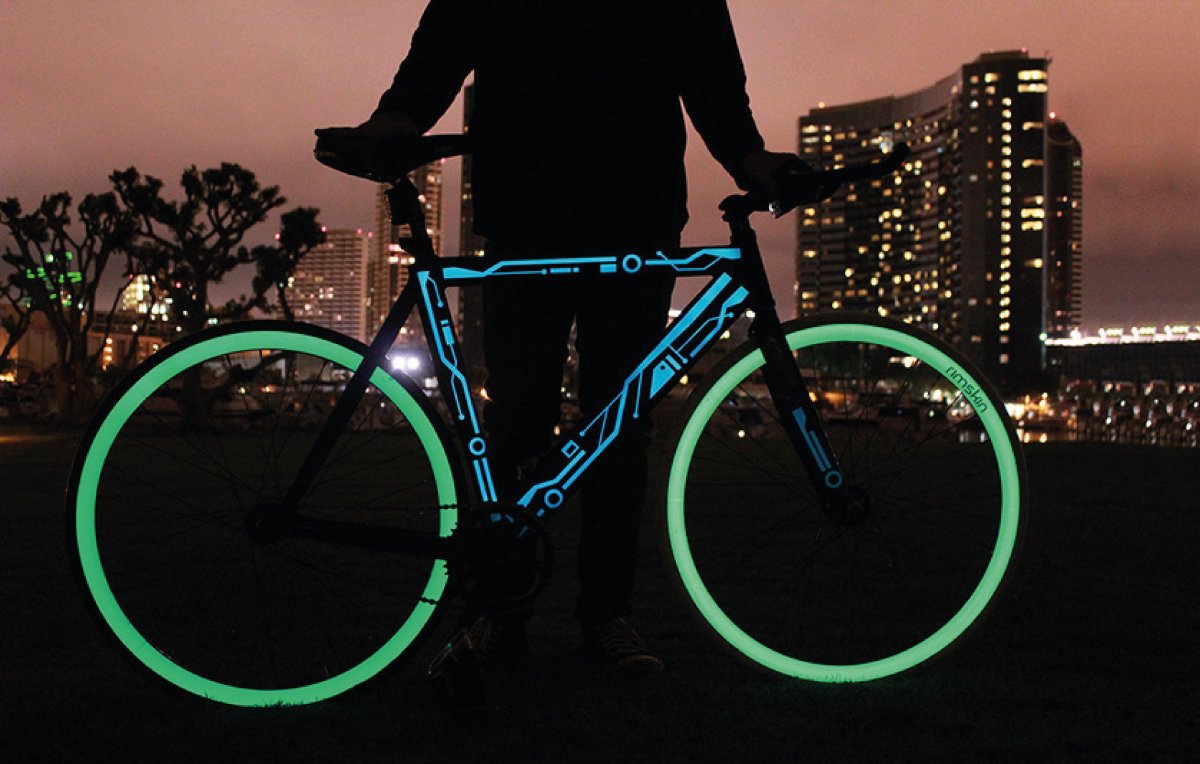 Люминесцентная краска велосипед