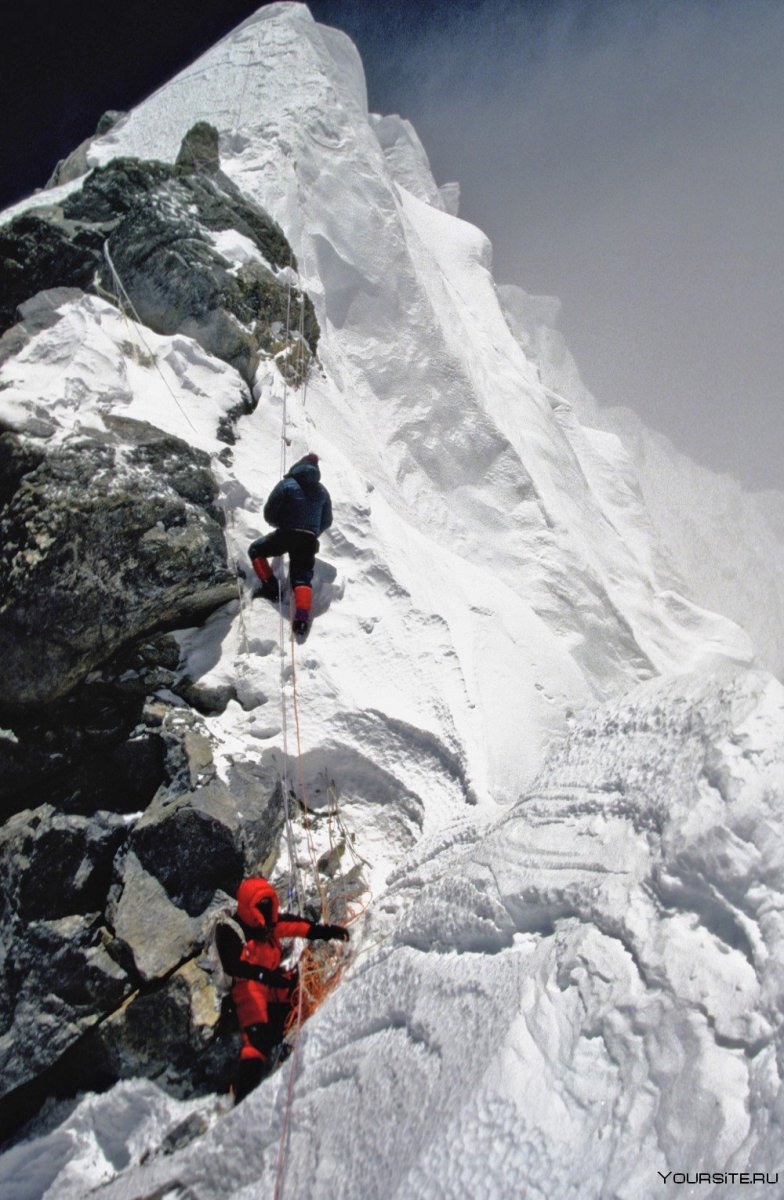 Альпинистка Hillary Step