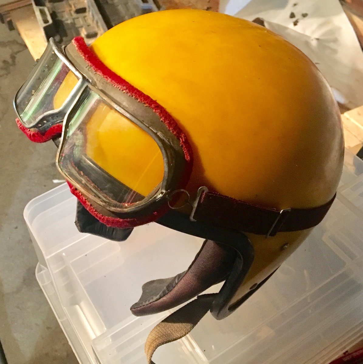 Советский мотоциклетный шлем