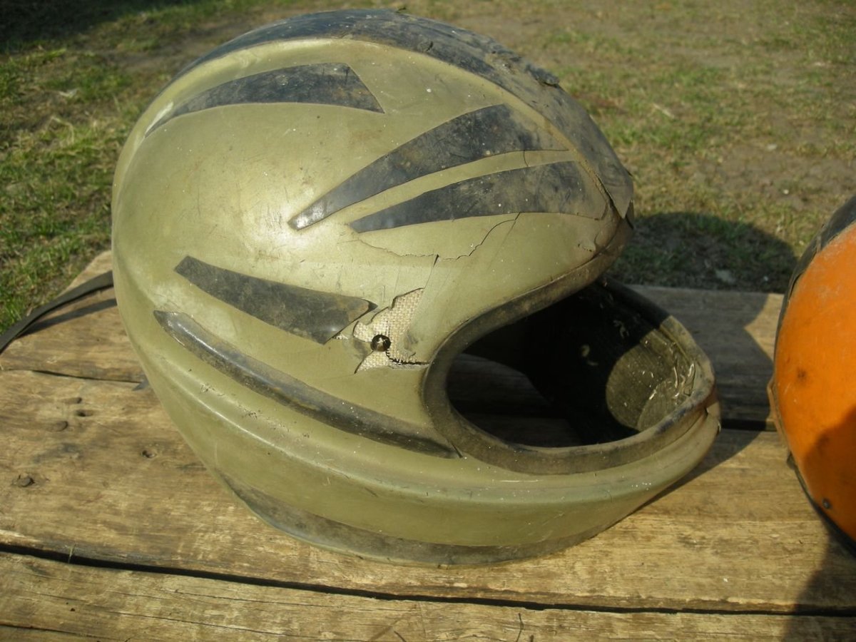 Шлем экспериментальный мотоциклетный 1987