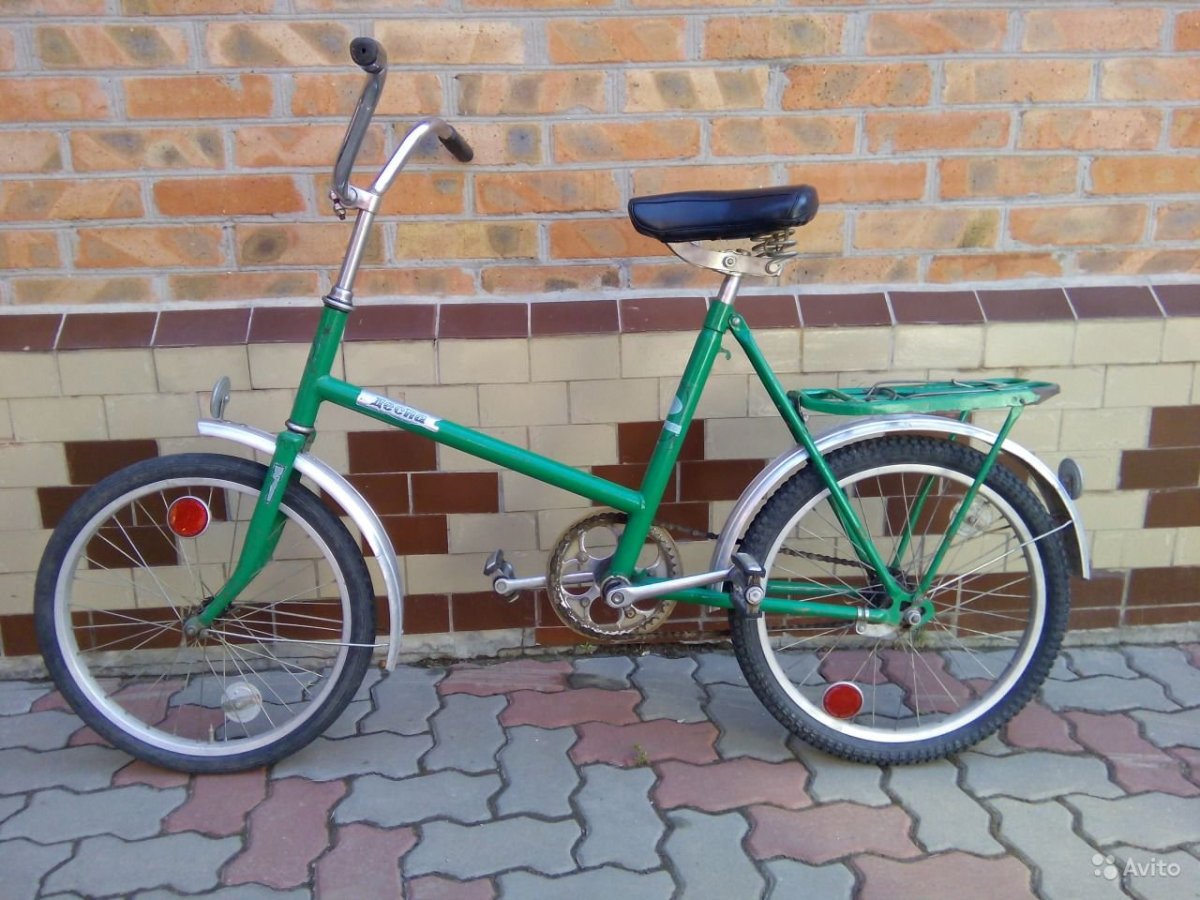 Кама велосипед зеленый 2000