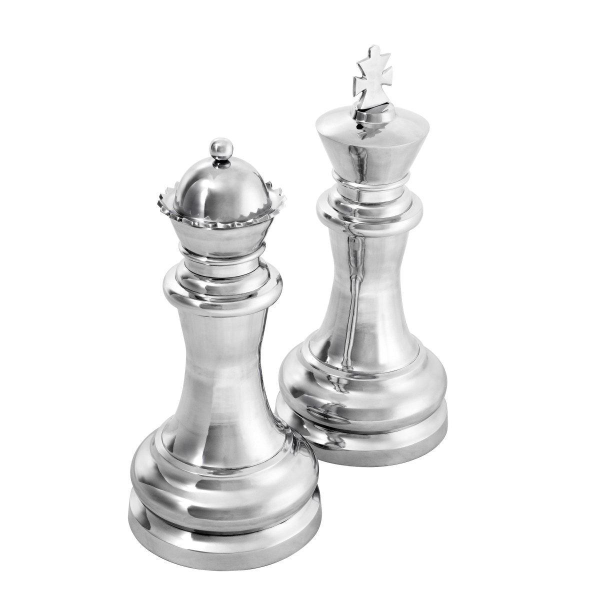 Фигурка короля и ферзя в шахматах