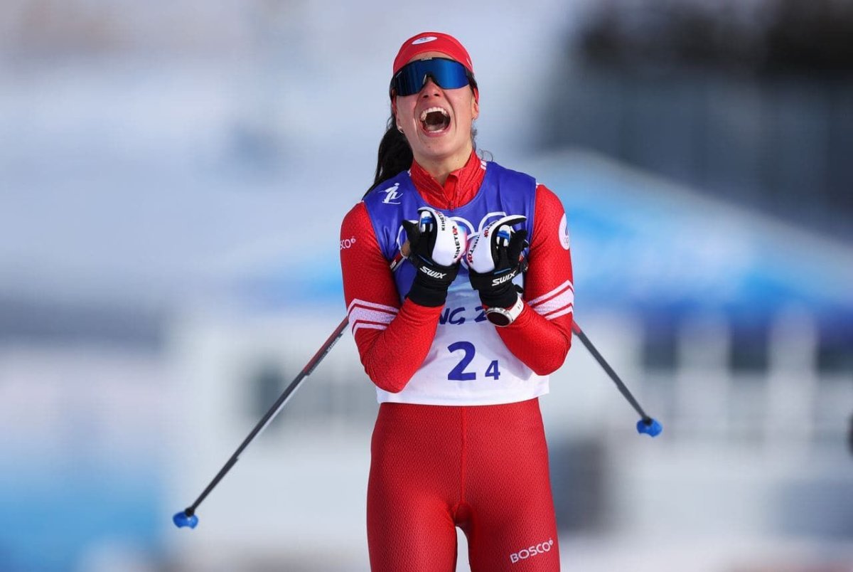 Степанова Олимпийская чемпионка лыжи