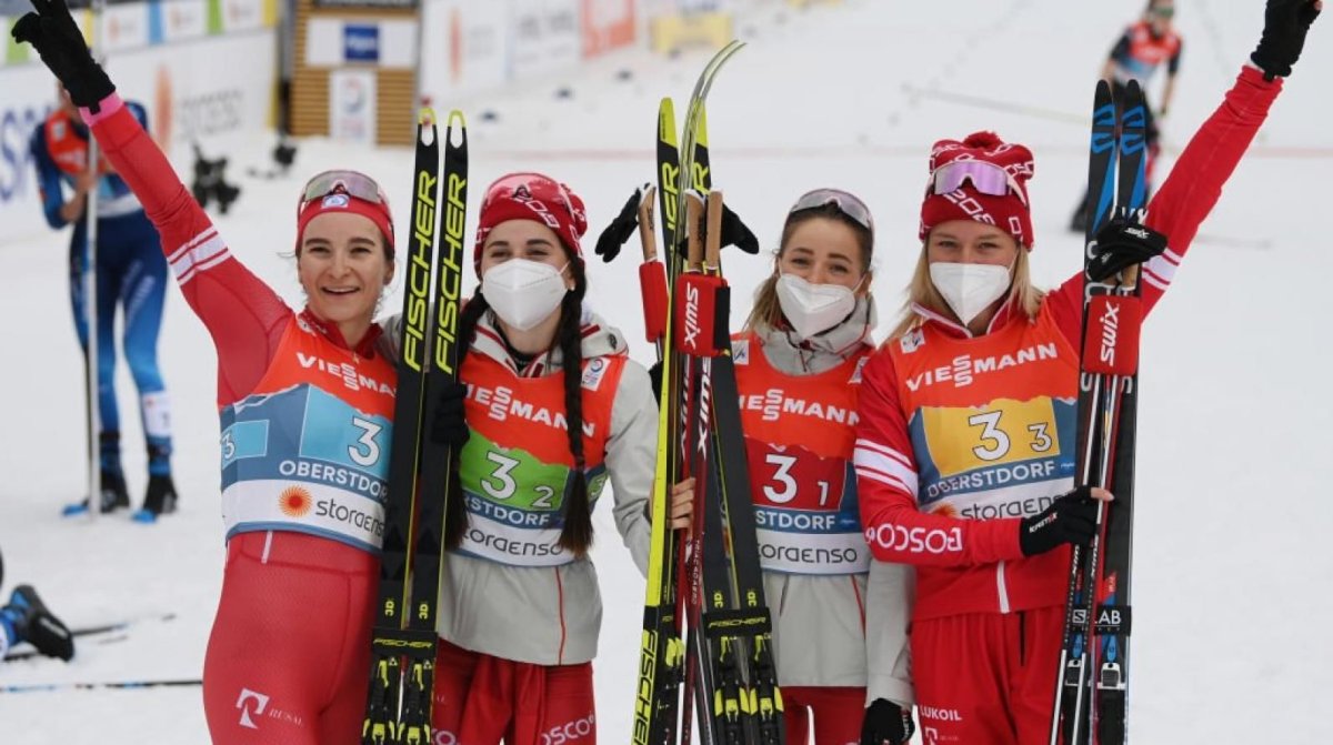 Юлия Ступак и Наталья Непряева лыжные гонки