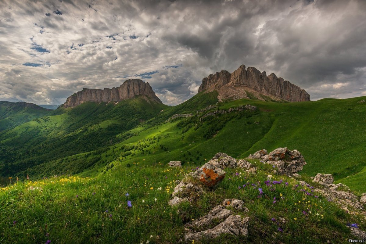 Гора Тхач Адыгея