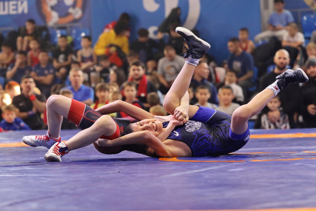 Сабирова Вольная борьба Узбекистан