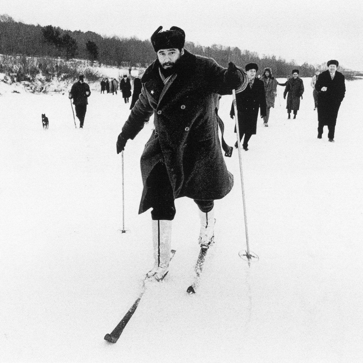 Фидель Кастро в СССР катается на лыжах