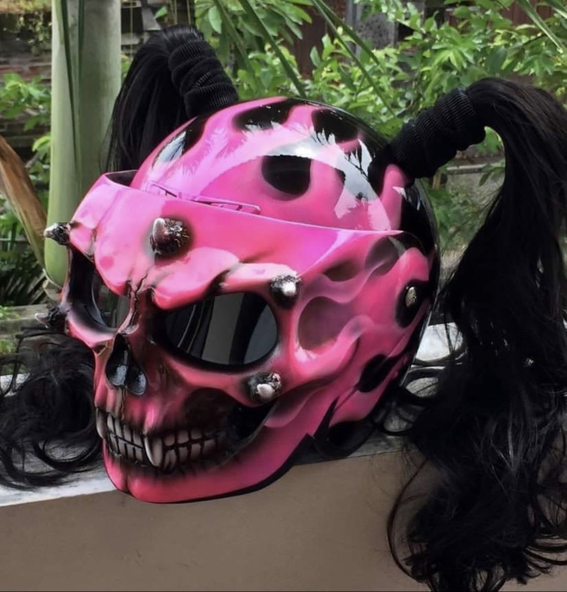 Шлем мотоциклетный с хвостом