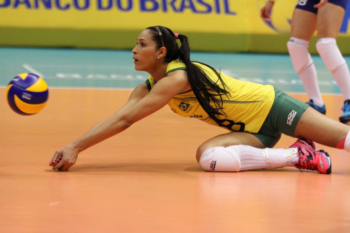Лорен волейболистка Бразилии