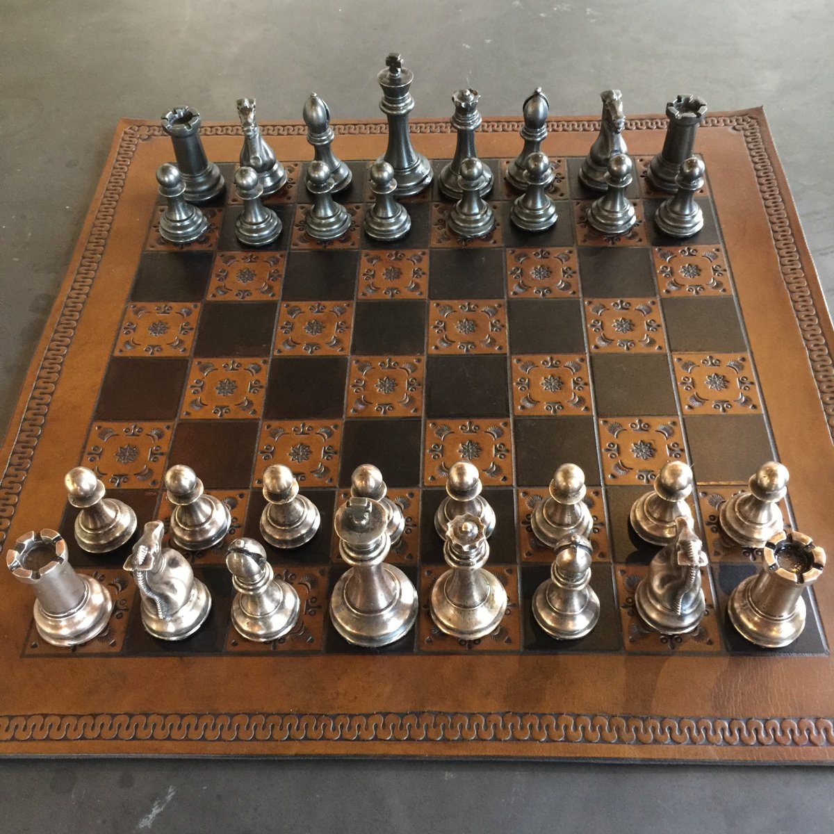 Каслинское литьё шахматы