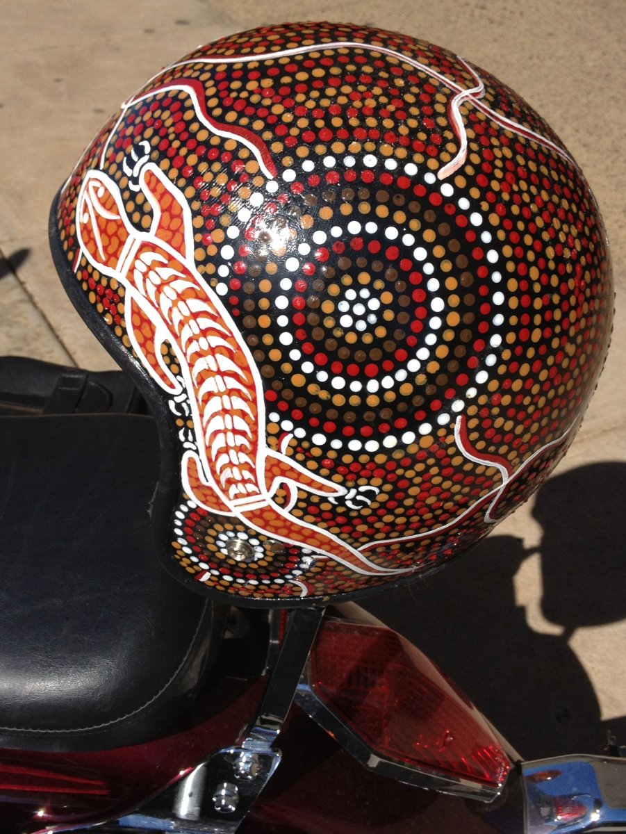 Роспись мотоциклетного шлема