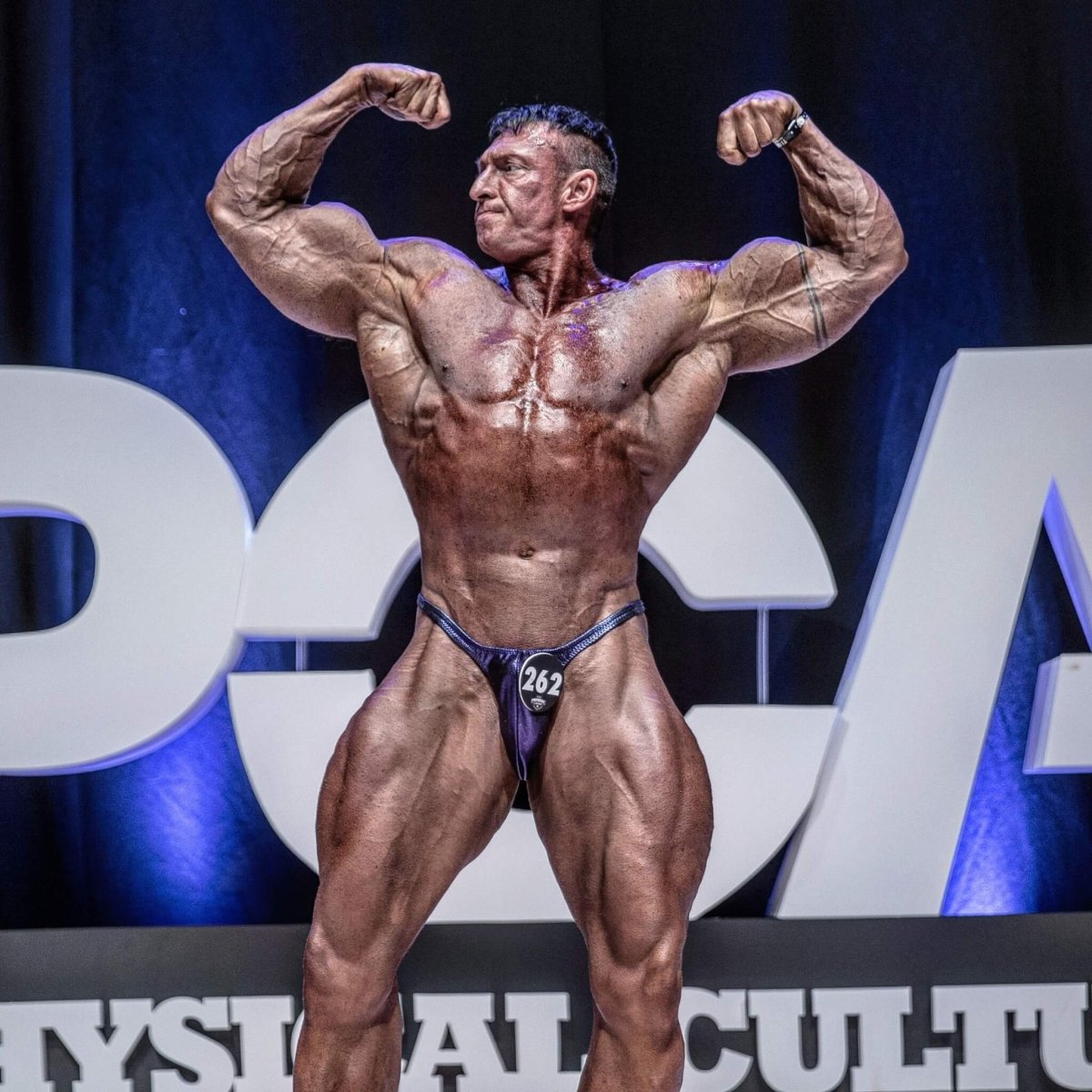 Карл Брудер бодибилдер