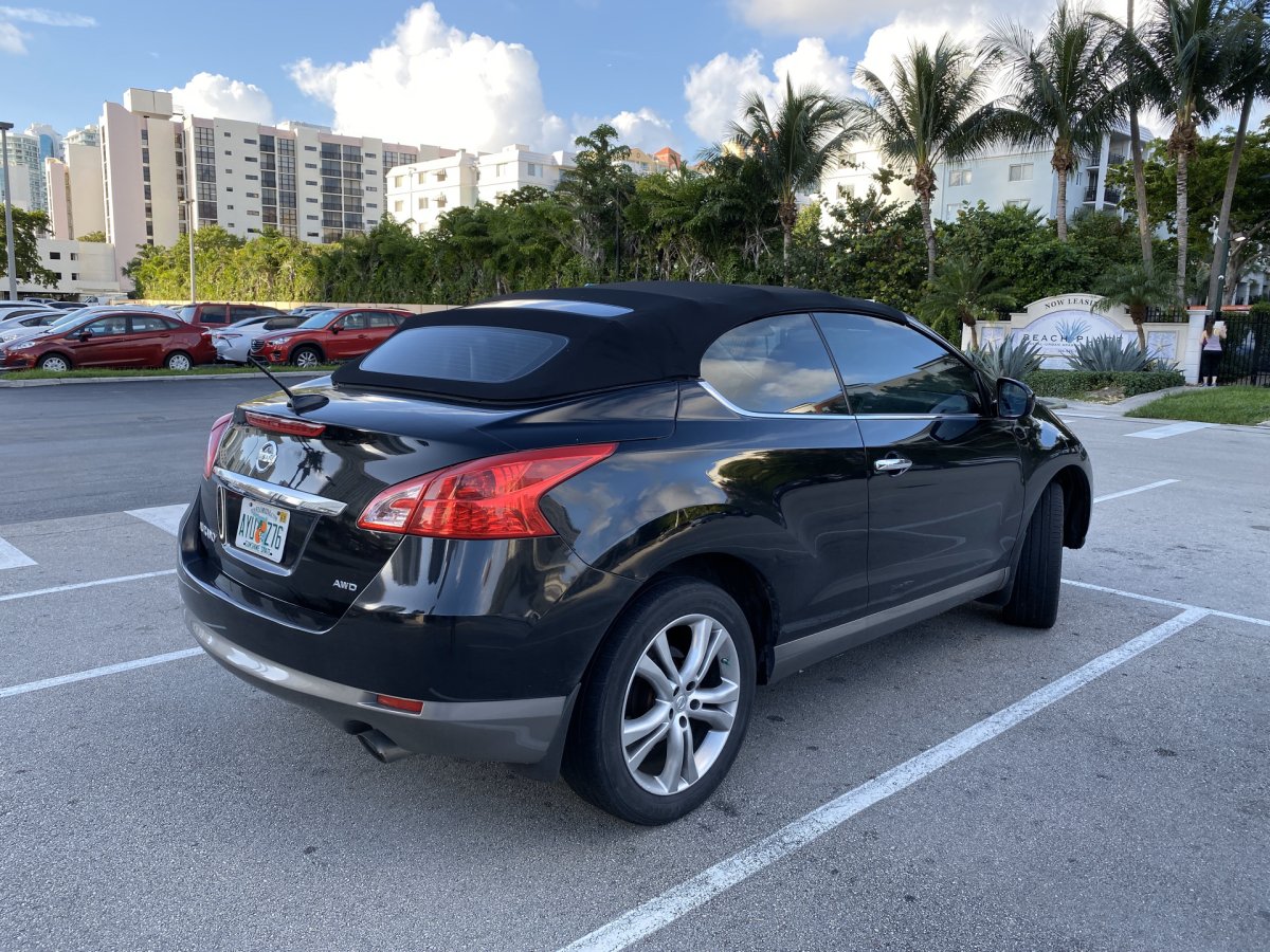 Черный Nissan Murano Cabrio 2011-2014