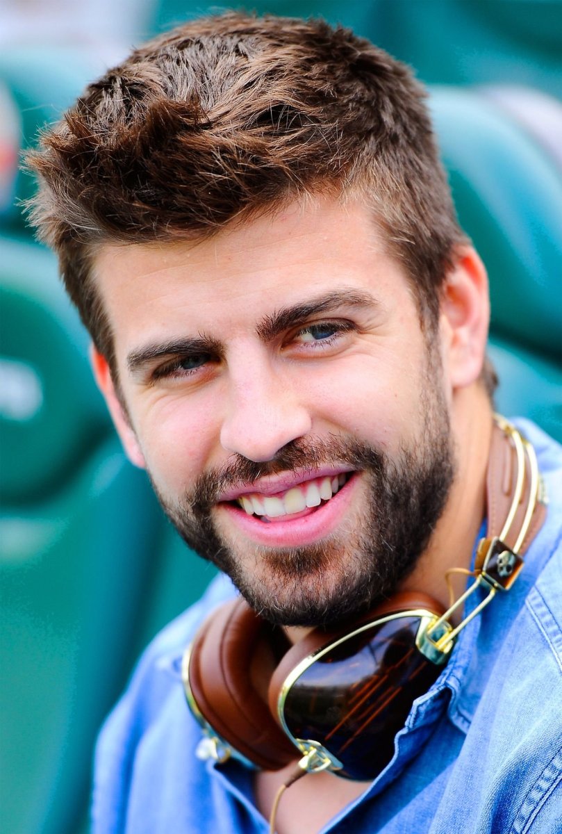 Pique Gerard Hairstyle