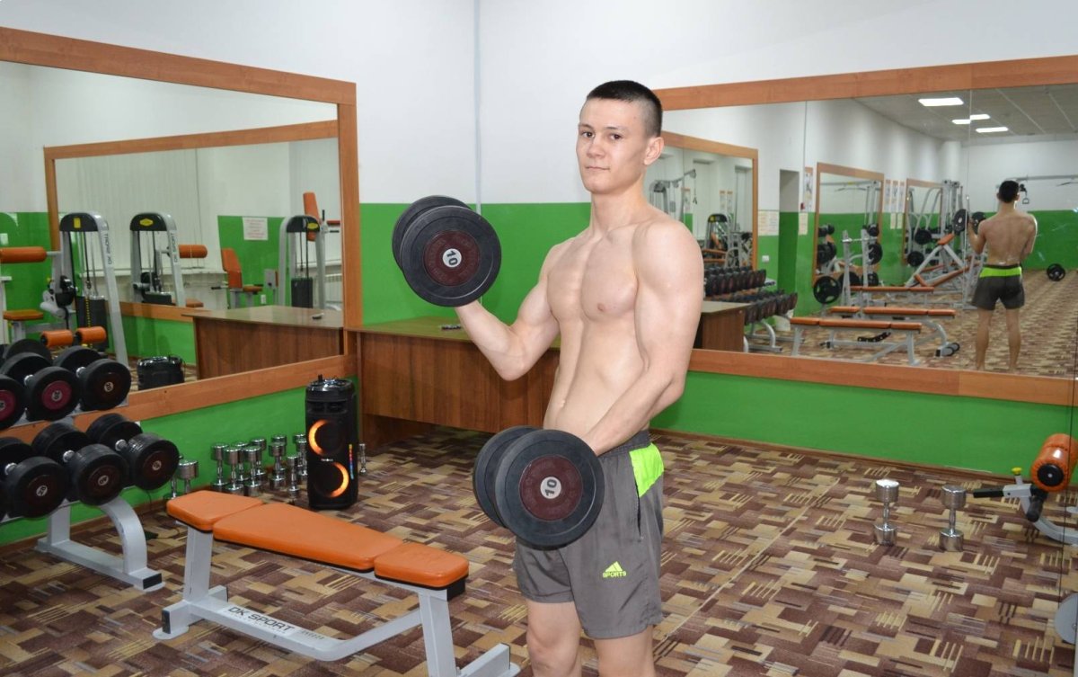 Химик спортивный комплекс Новотроицк