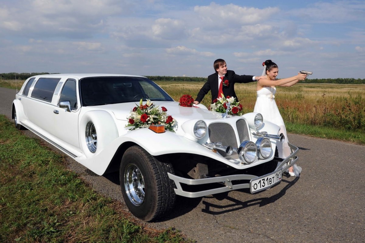 Машина на свадьбу для невесты и жениха