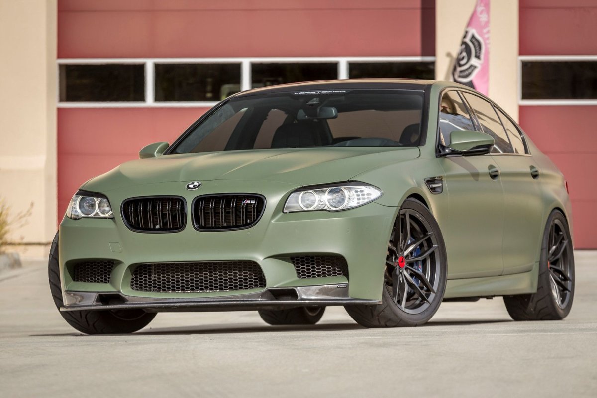 BMW m5 f10 Green