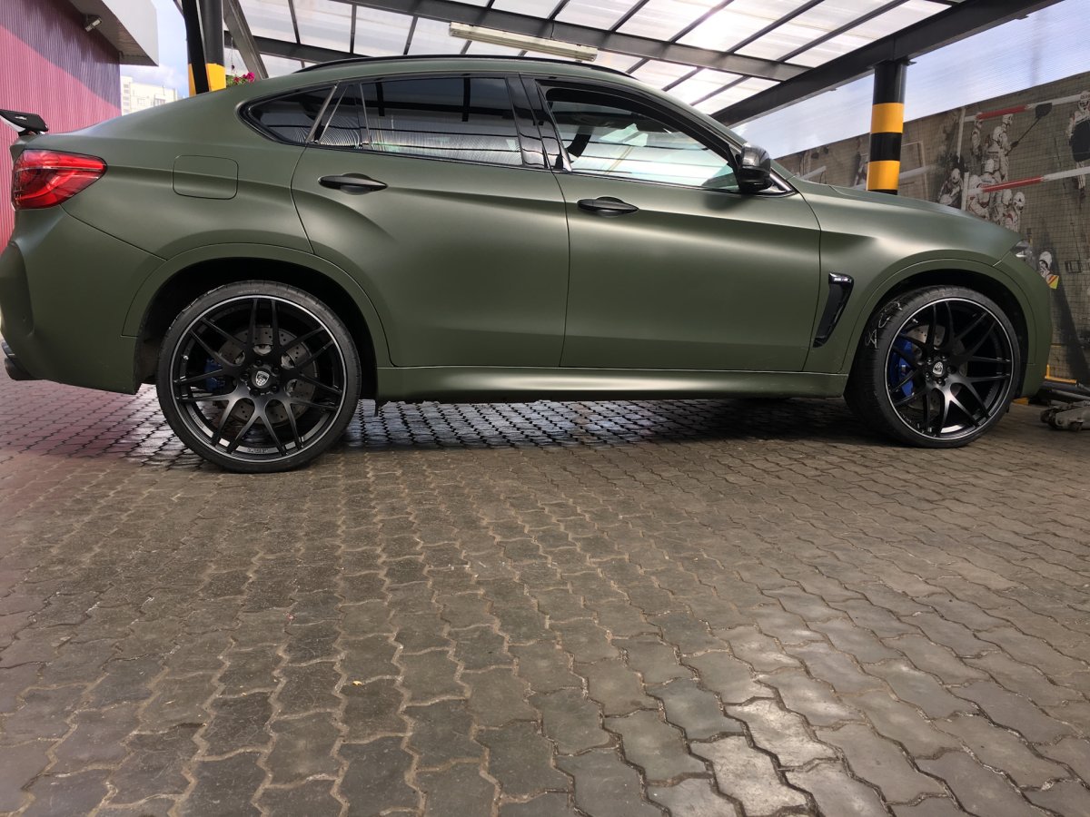 R20 Lumma CLR BMW