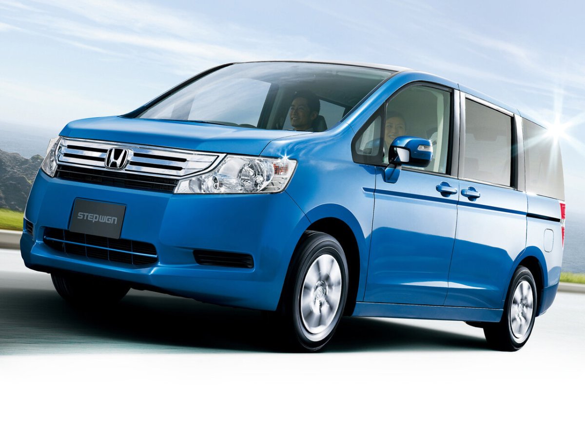 Honda Minivan Stepwgn