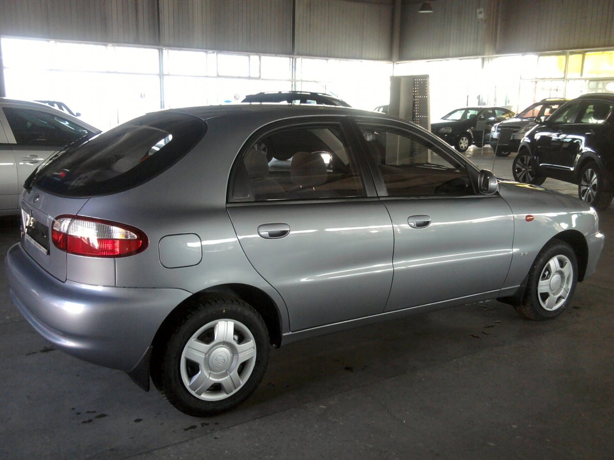 Daewoo Ланос хэтчбек