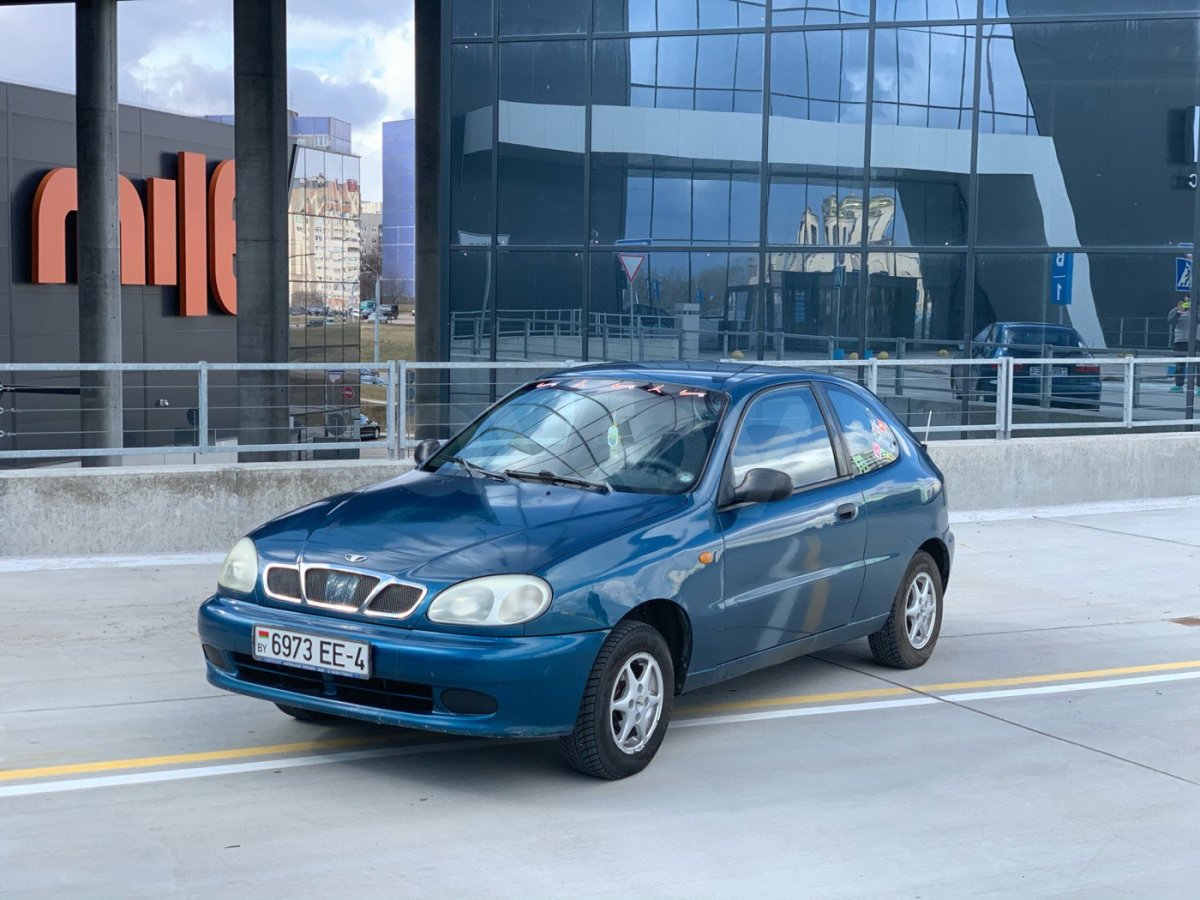 Дэу Ланос 1998