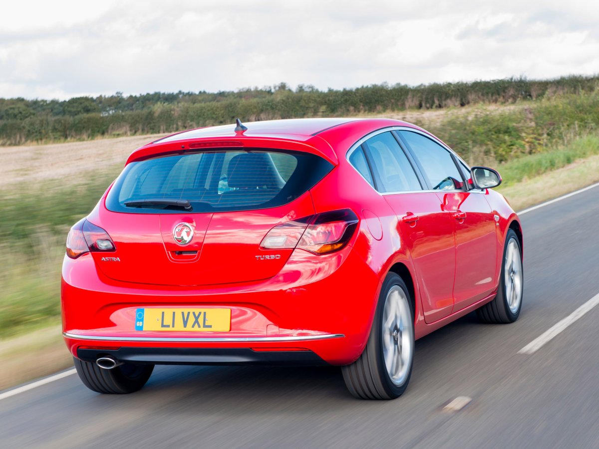 Opel Astra 2014 хэтчбек