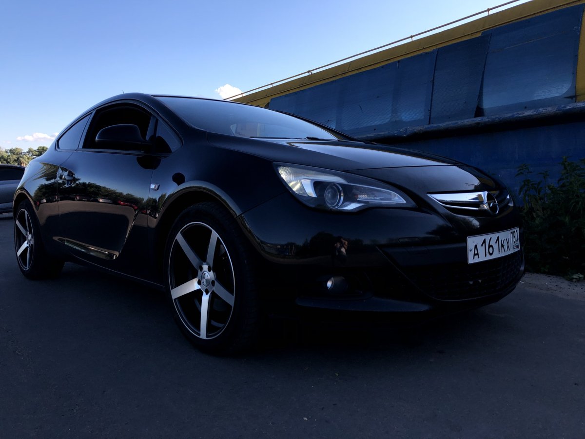 Опель Астра j GTC 1.4 турбо
