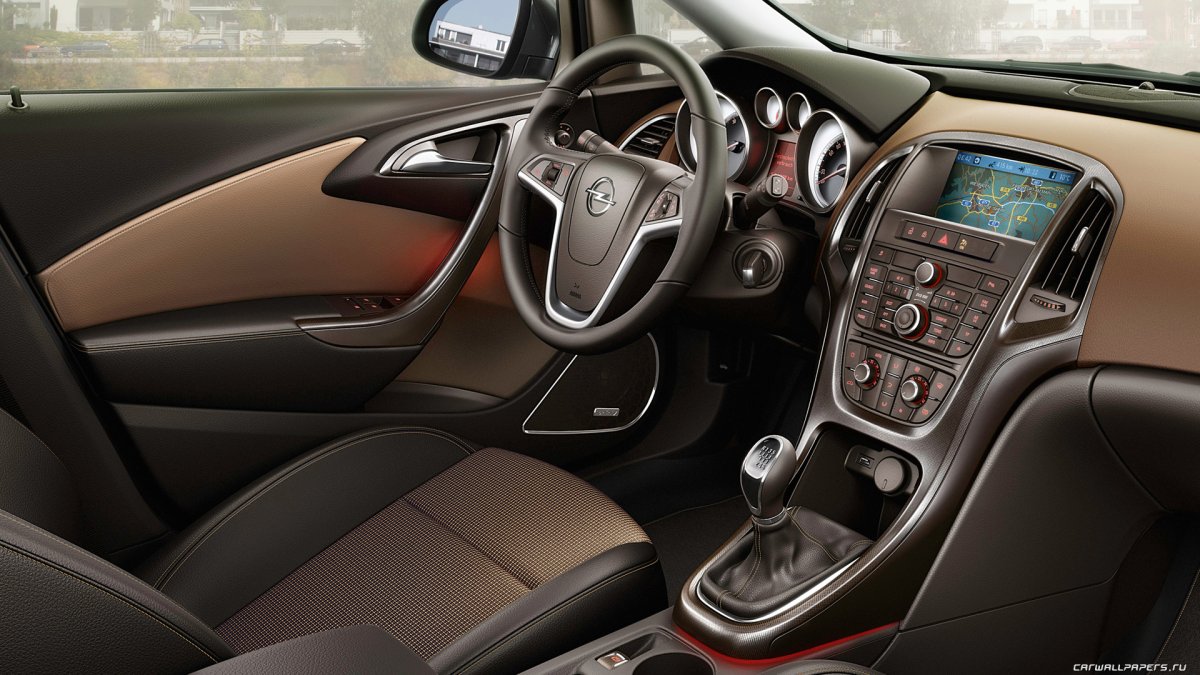 Опель Астра Sports Tourer 2013 салон