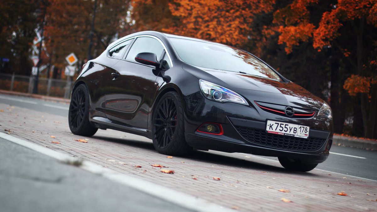 Opel Astra GTC drive2