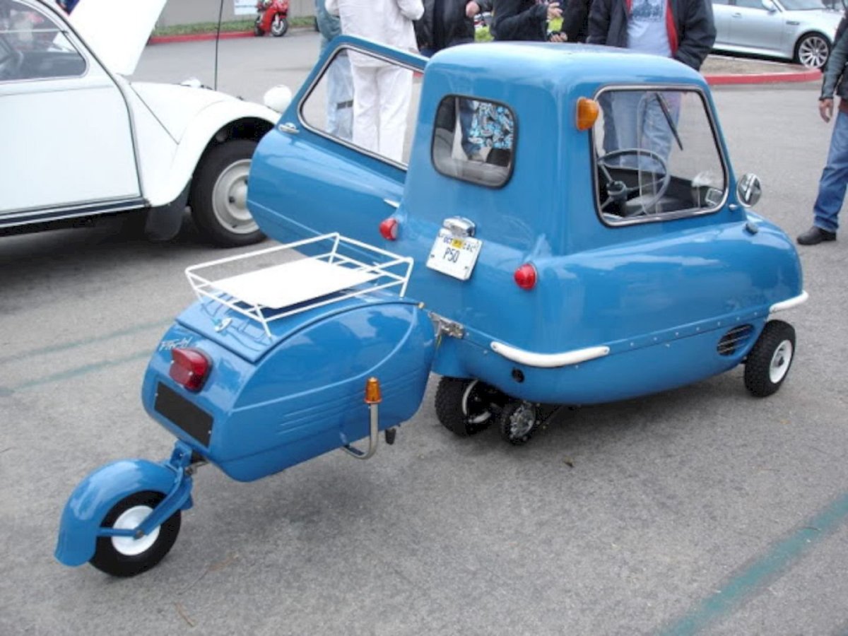 Самый маленький автомобиль Peel p50