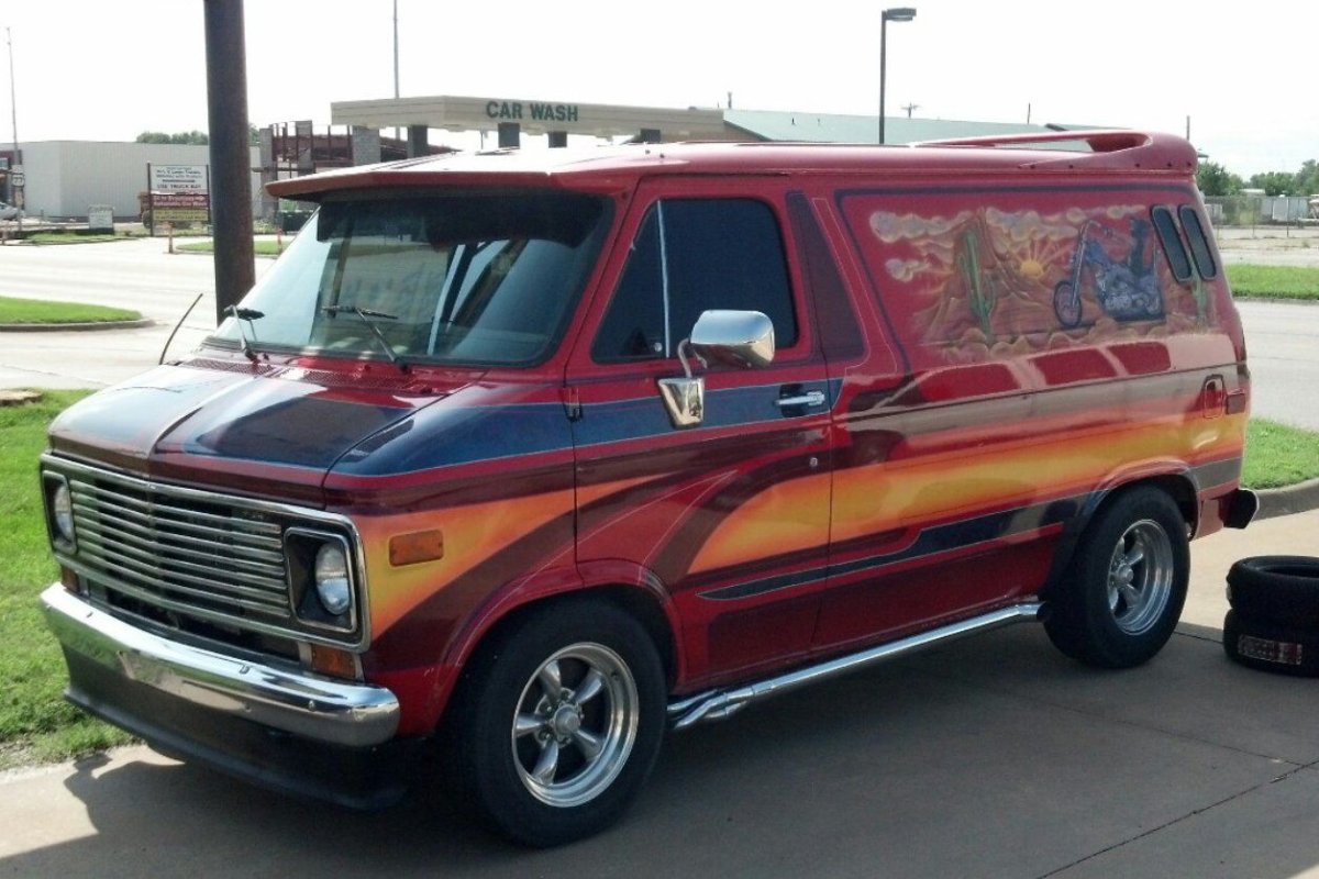 Хот роад Шевроле Ван