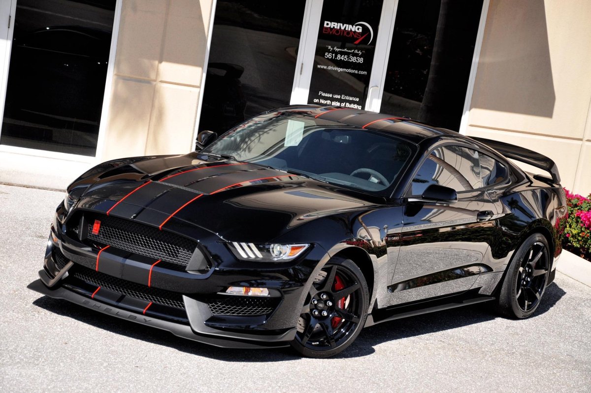 Ford Shelby gt350r