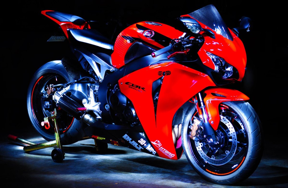 Honda CBR 1000 Red