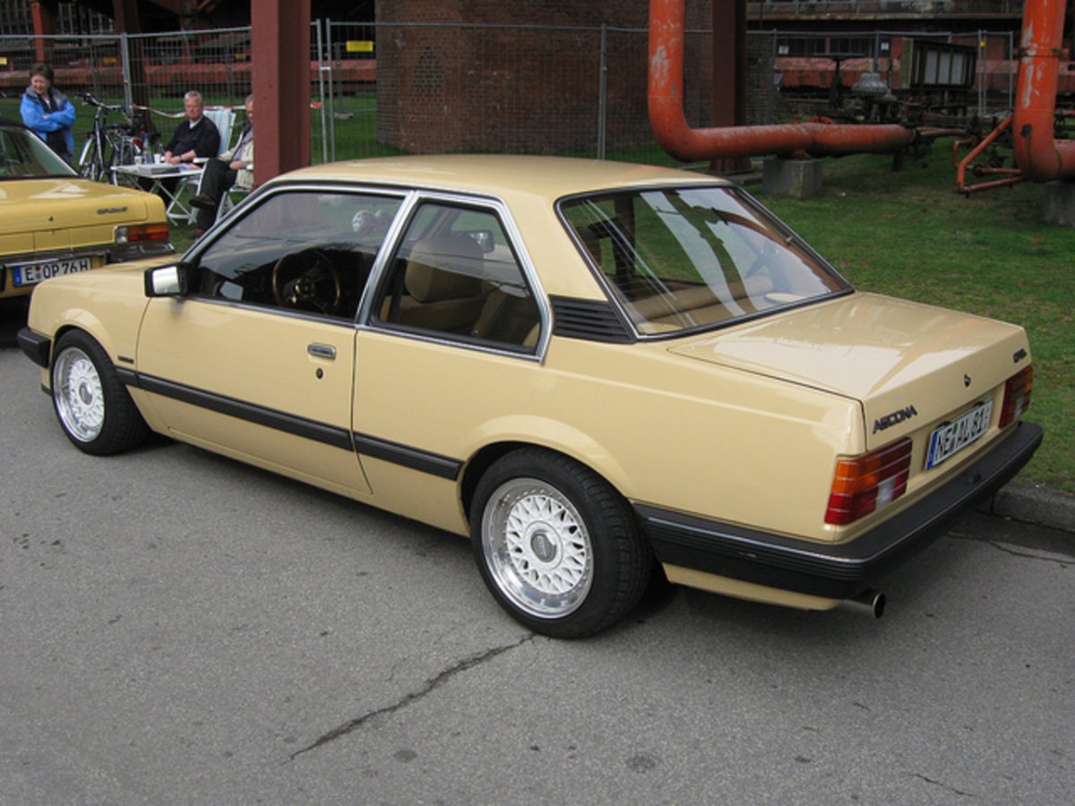 Opel Ascona c