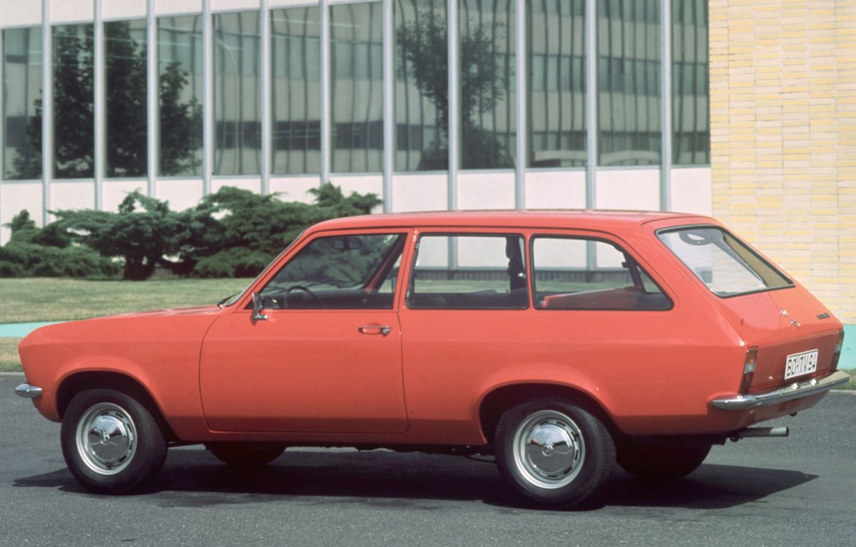 Opel Ascona Voyage a