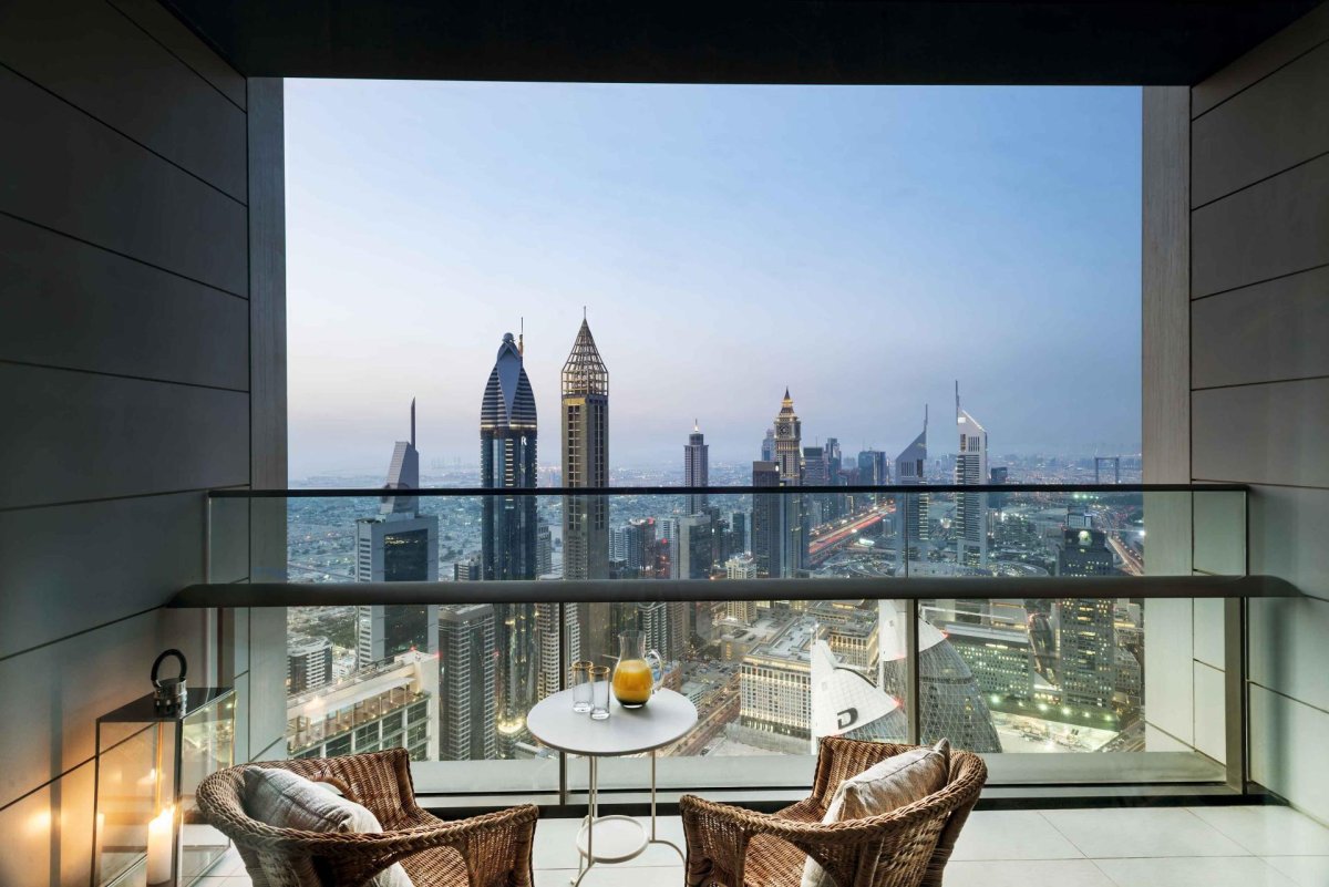 Дубаи вид из панорамного окна