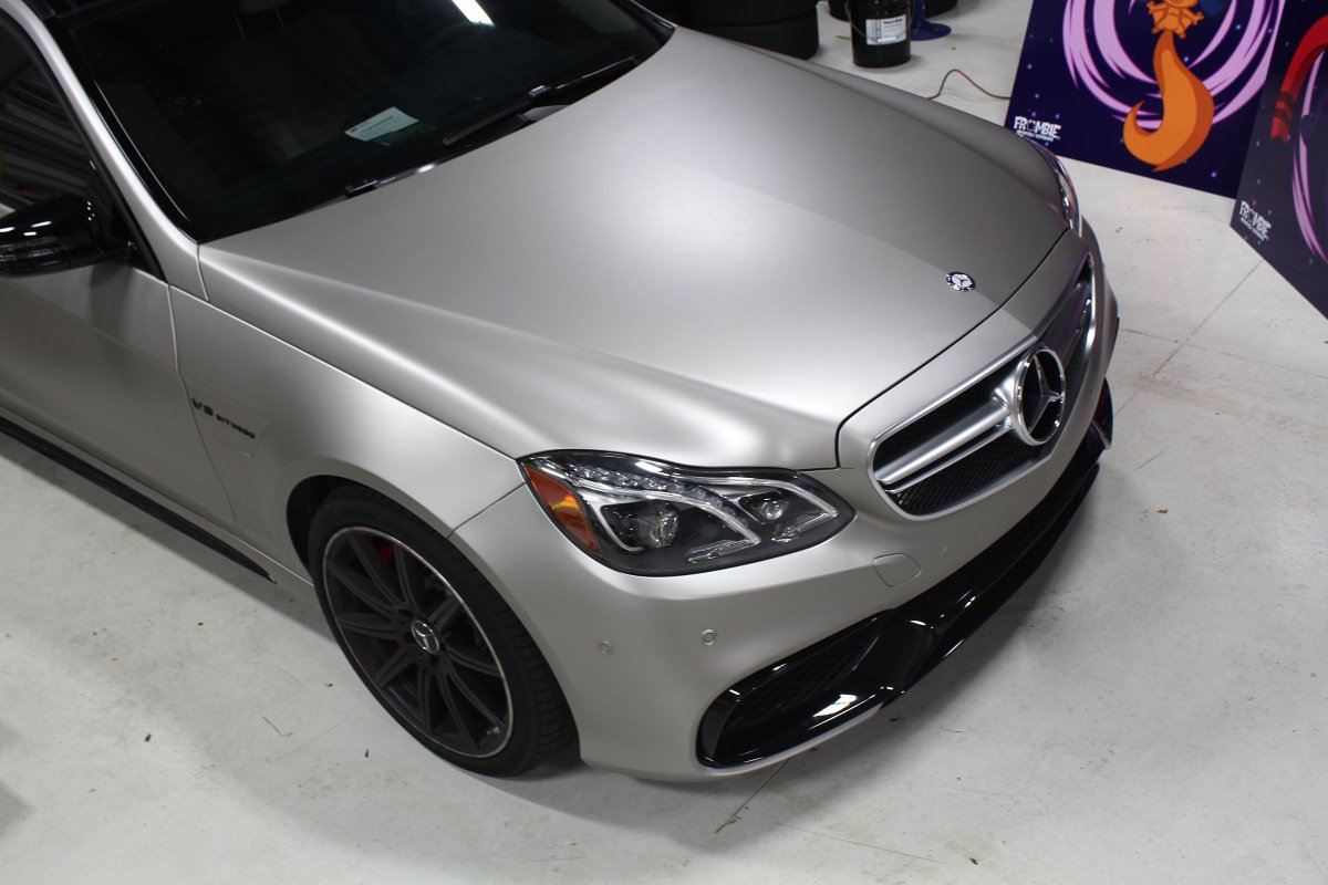 Серый матовый металлик Мерседес