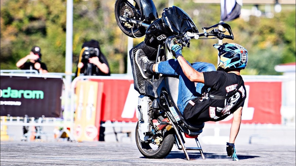 Ямаха слайдер FZM Stunt