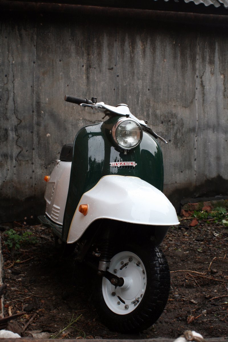 Мотороллер Тулица 200 белый с черным