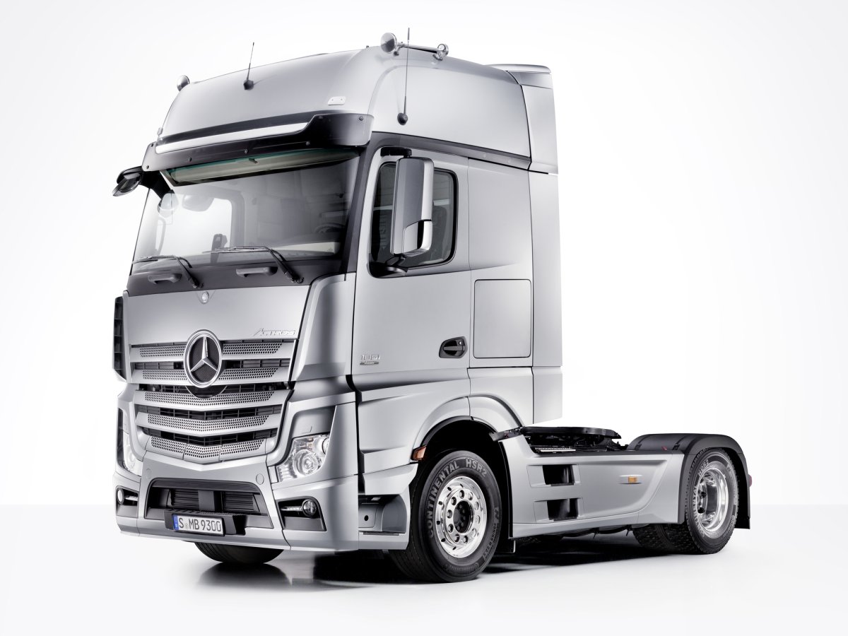 Mercedes-Benz Actros 1851