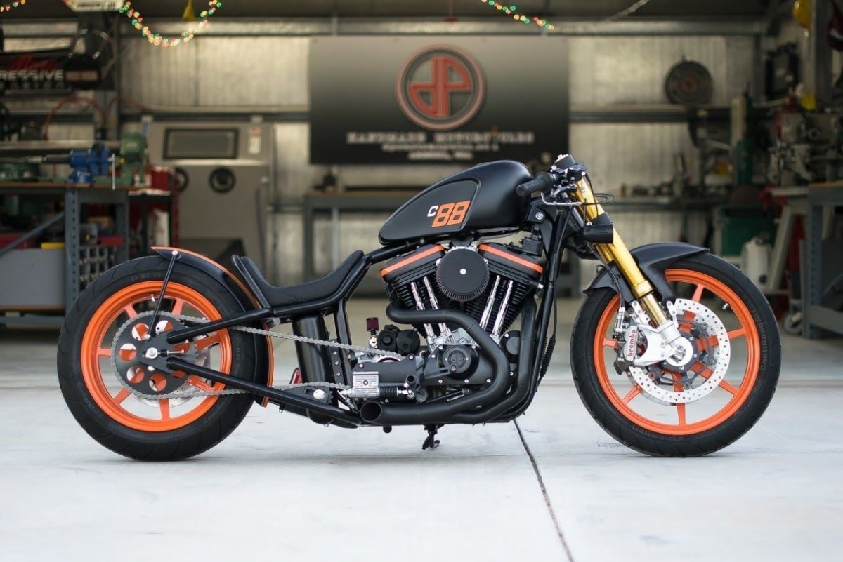 Harley Davidson Sportster боббер