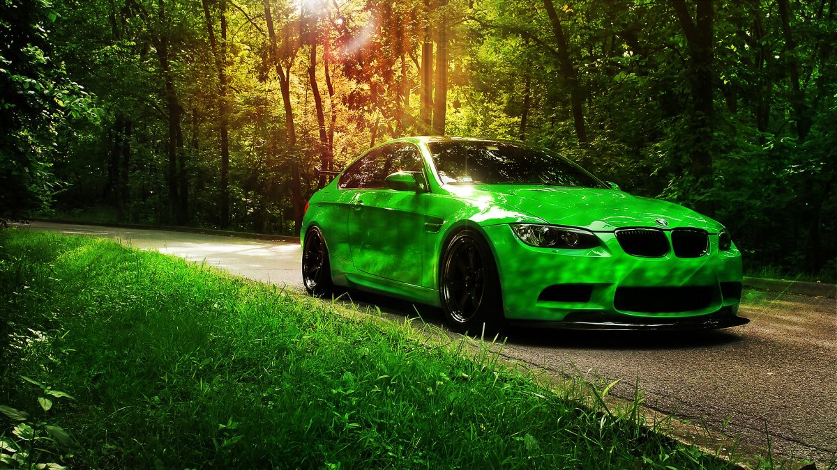 BMW e90 зеленый