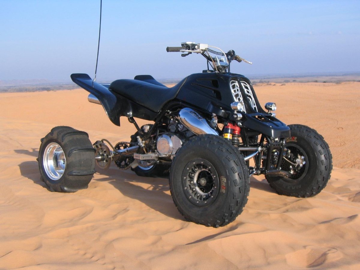 Yamaha Banshee 300
