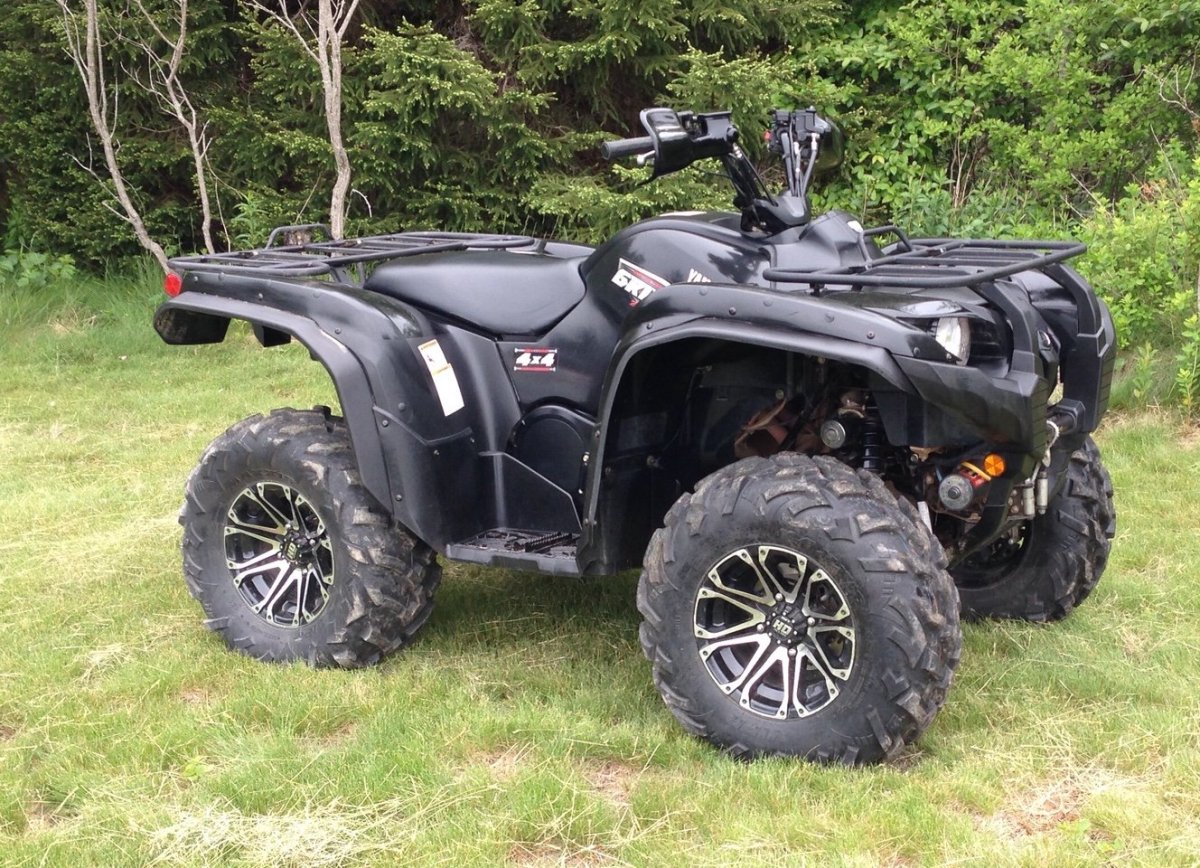 Квадроцикл Yamaha Grizzly 400