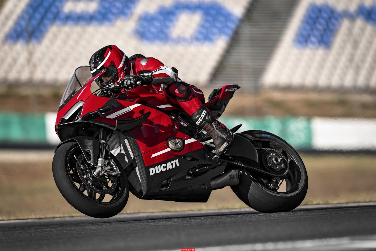 Мотоцикл Ducati Panigale v4