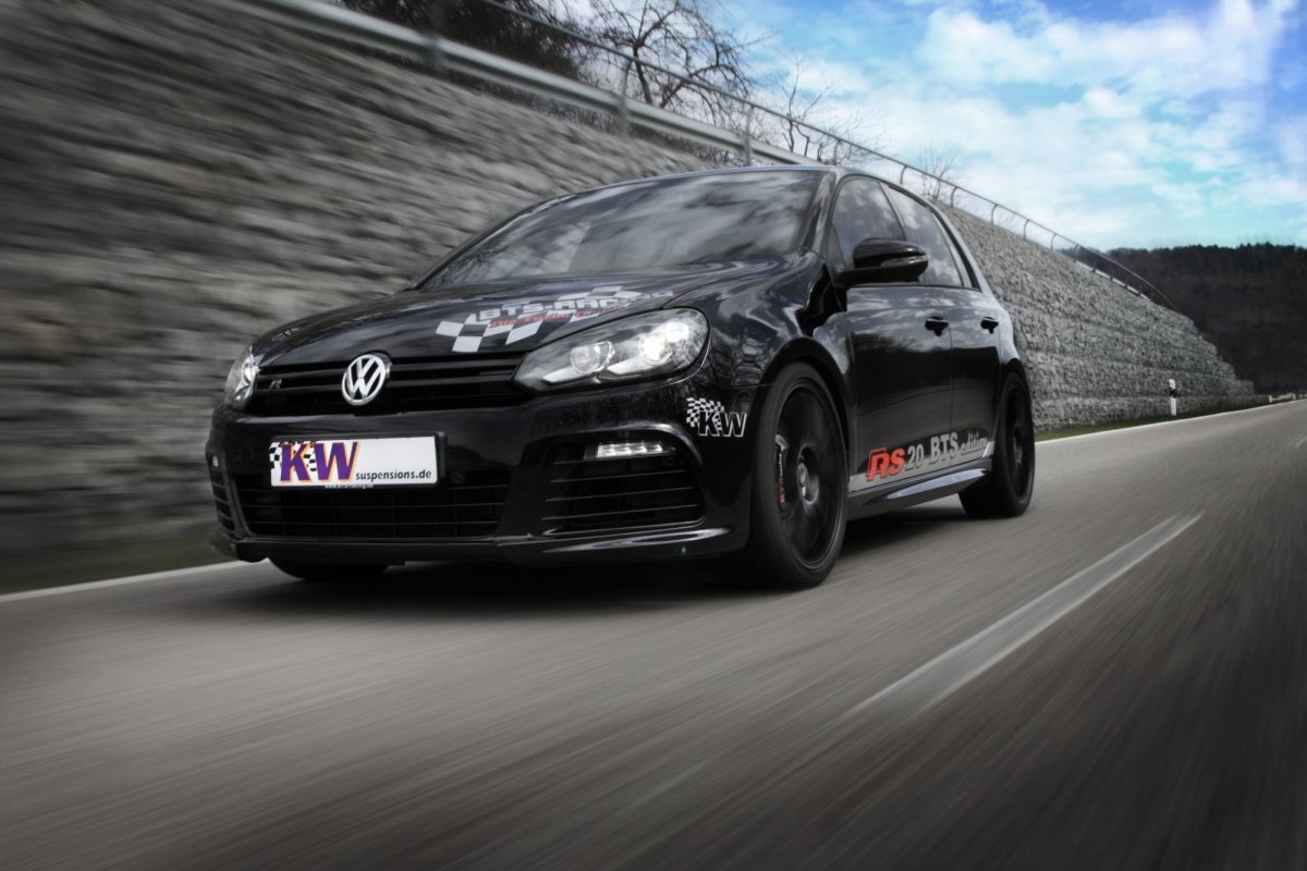 Volkswagen Golf 6r темный
