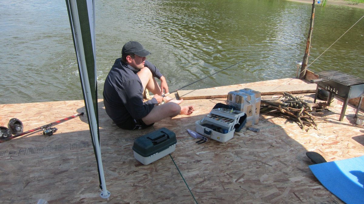 Сборный плот для рыбалки