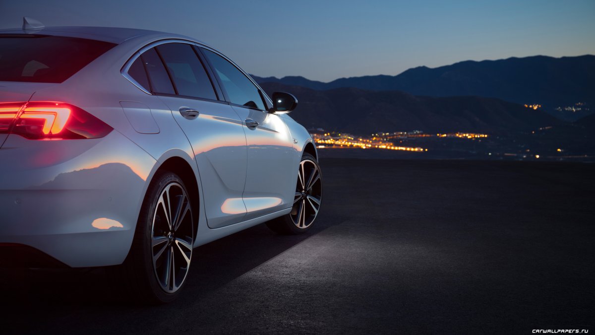 Opel Insignia 2017 седан