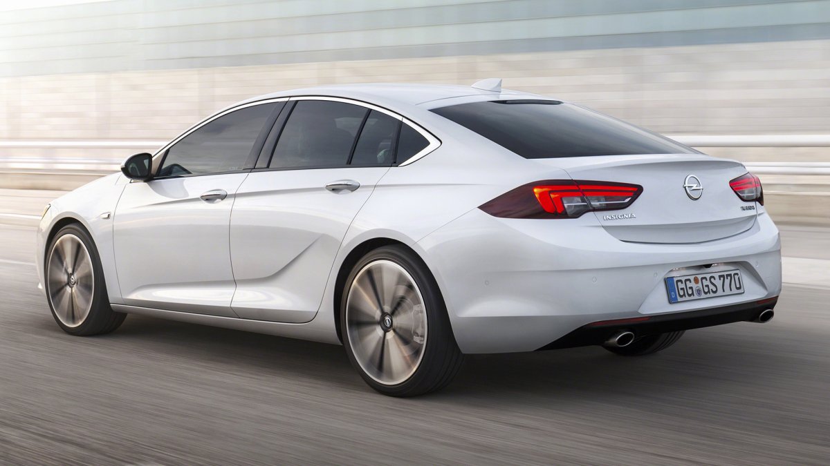 Опель Insignia 2017